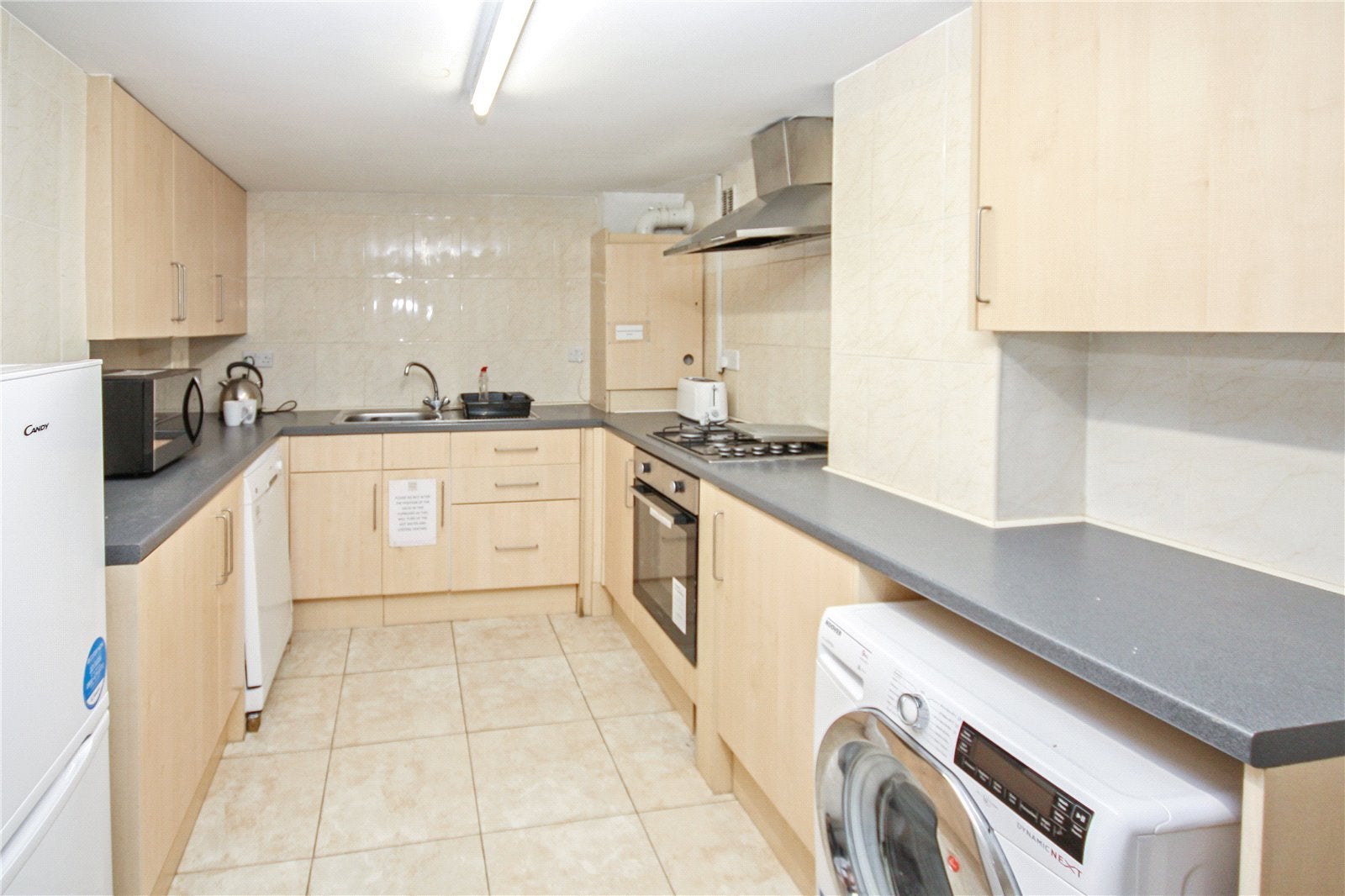 Room Crescent in Salford