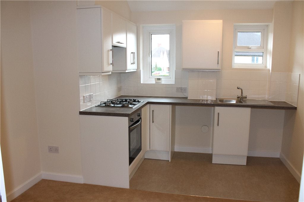 Flat Tattenham Crescent in Reigate and Banstead