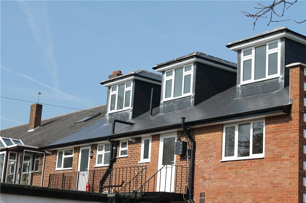 Flat Tattenham Crescent in Reigate and Banstead