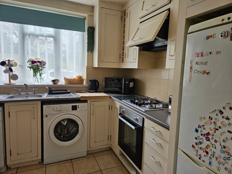 Room Whitnell Way in Greater London