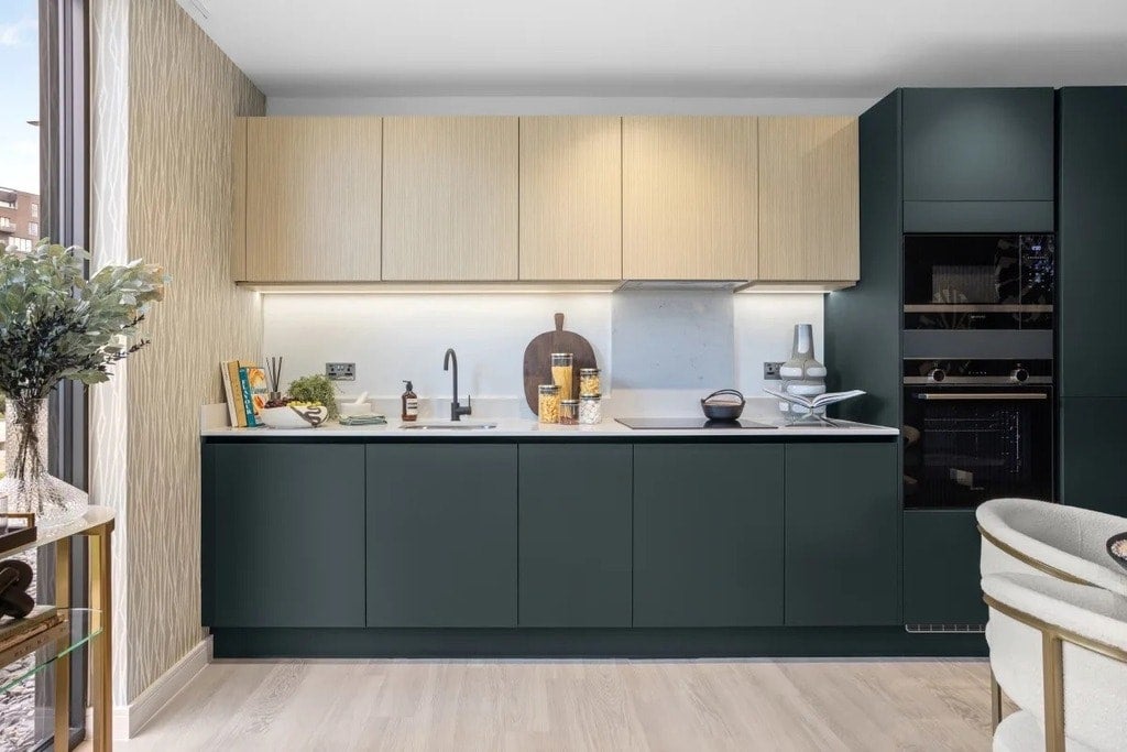 Flat West Parkside in Greater London