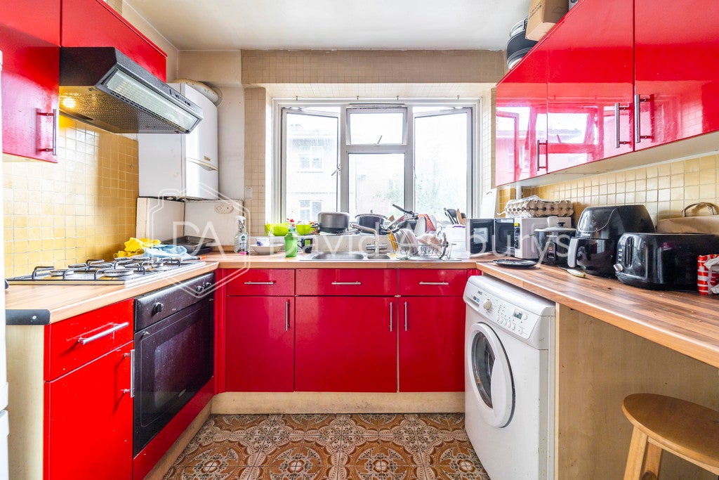 Flat Sidmouth Mews in Greater London