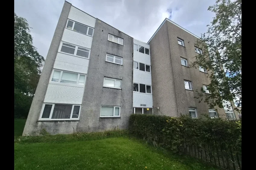 Flat St Andrews Court in East Kilbride