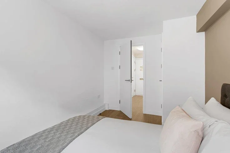 Flat Ebury Street in City of Westminster