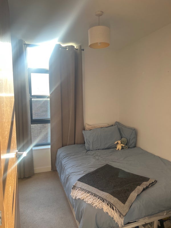 Room Gransden Avenue in Greater London
