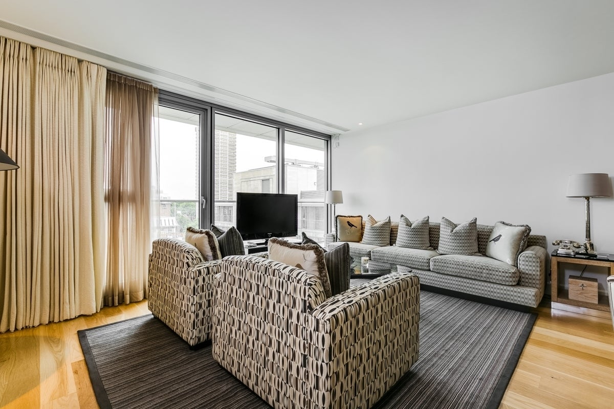Flat Knightsbridge in City of Westminster