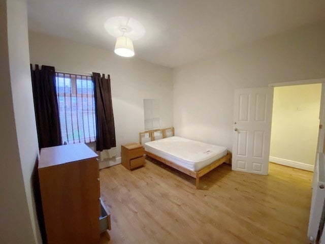 Room Manchester Street in Derby