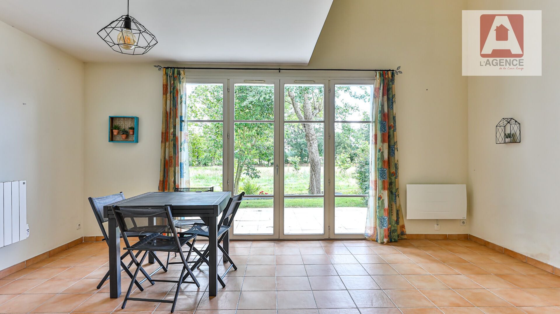 House Domaine des Fontenelles in L'Aiguillon-sur-Vie