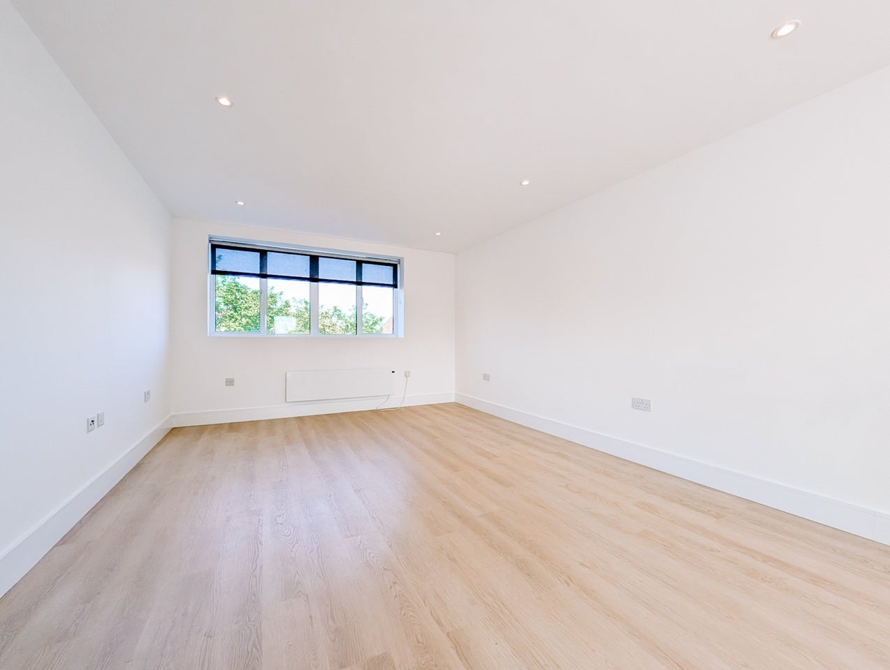 Flat Woodthorpe Road in Borough of Spelthorne