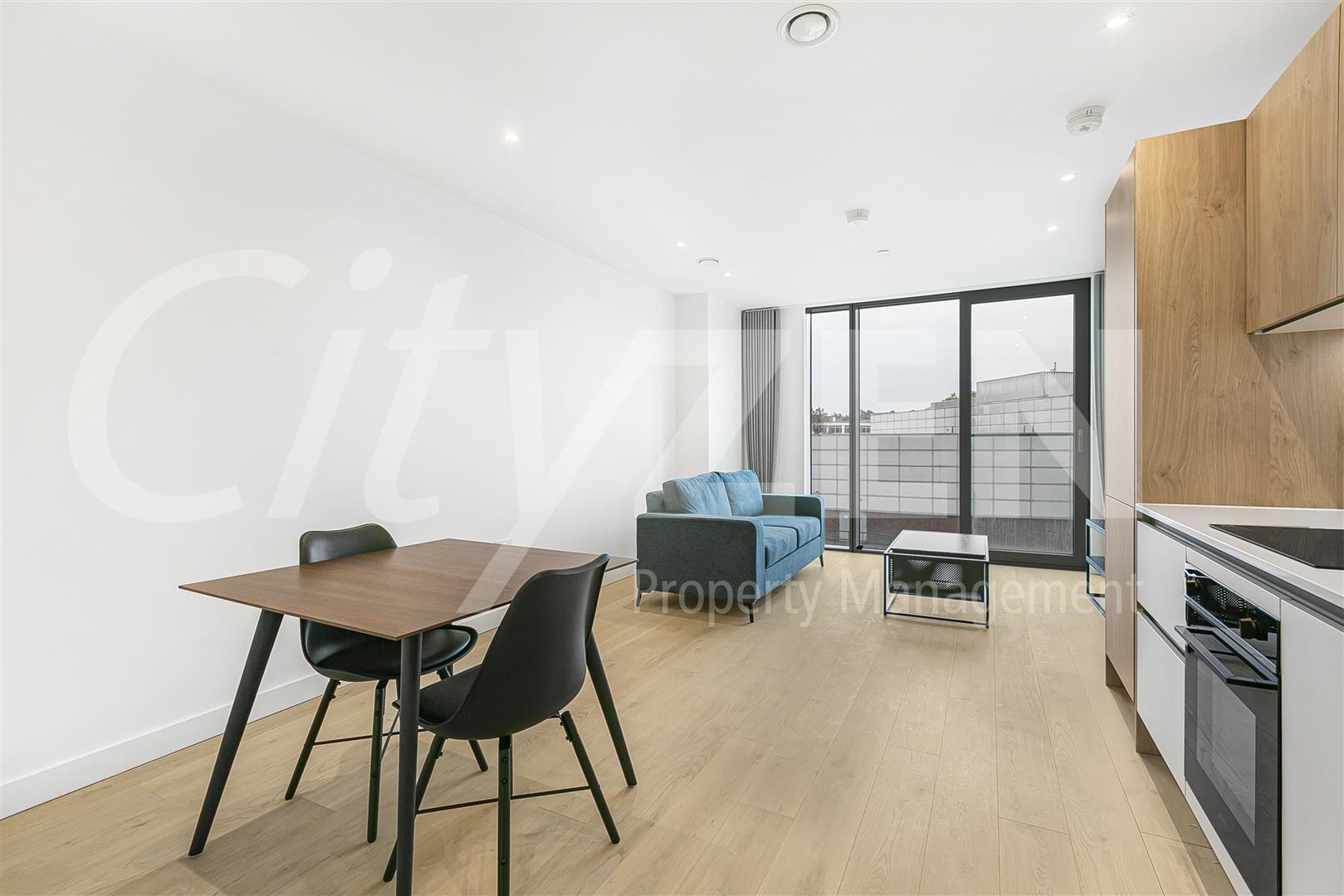 Flat Beechen Grove in Watford