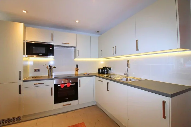 Flat Sheen Park in Greater London