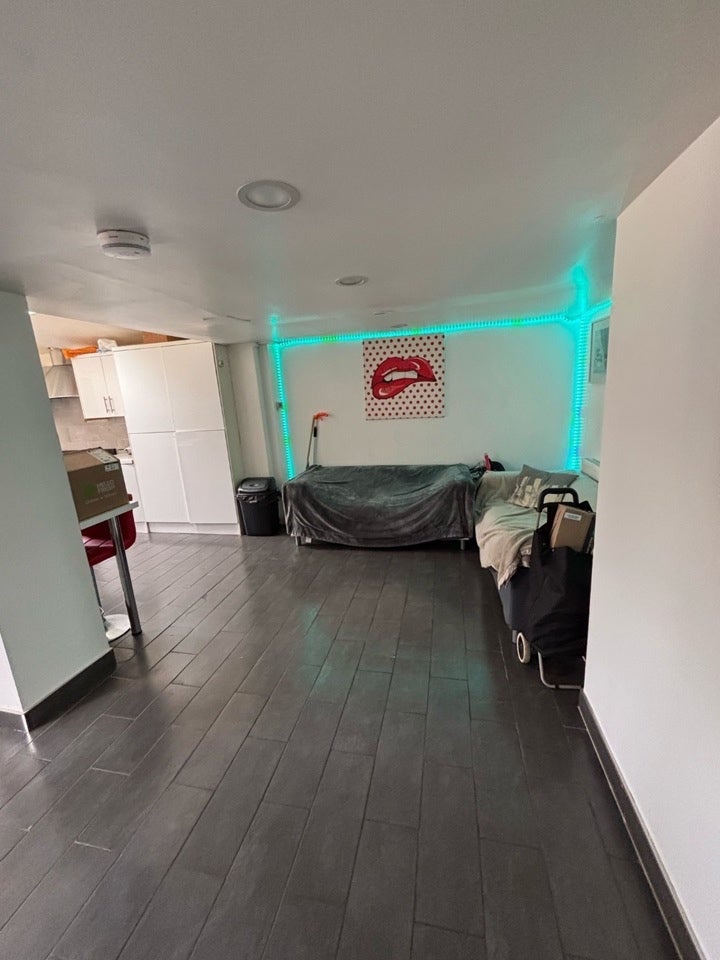 Room Oak Tree Lane in Birmingham