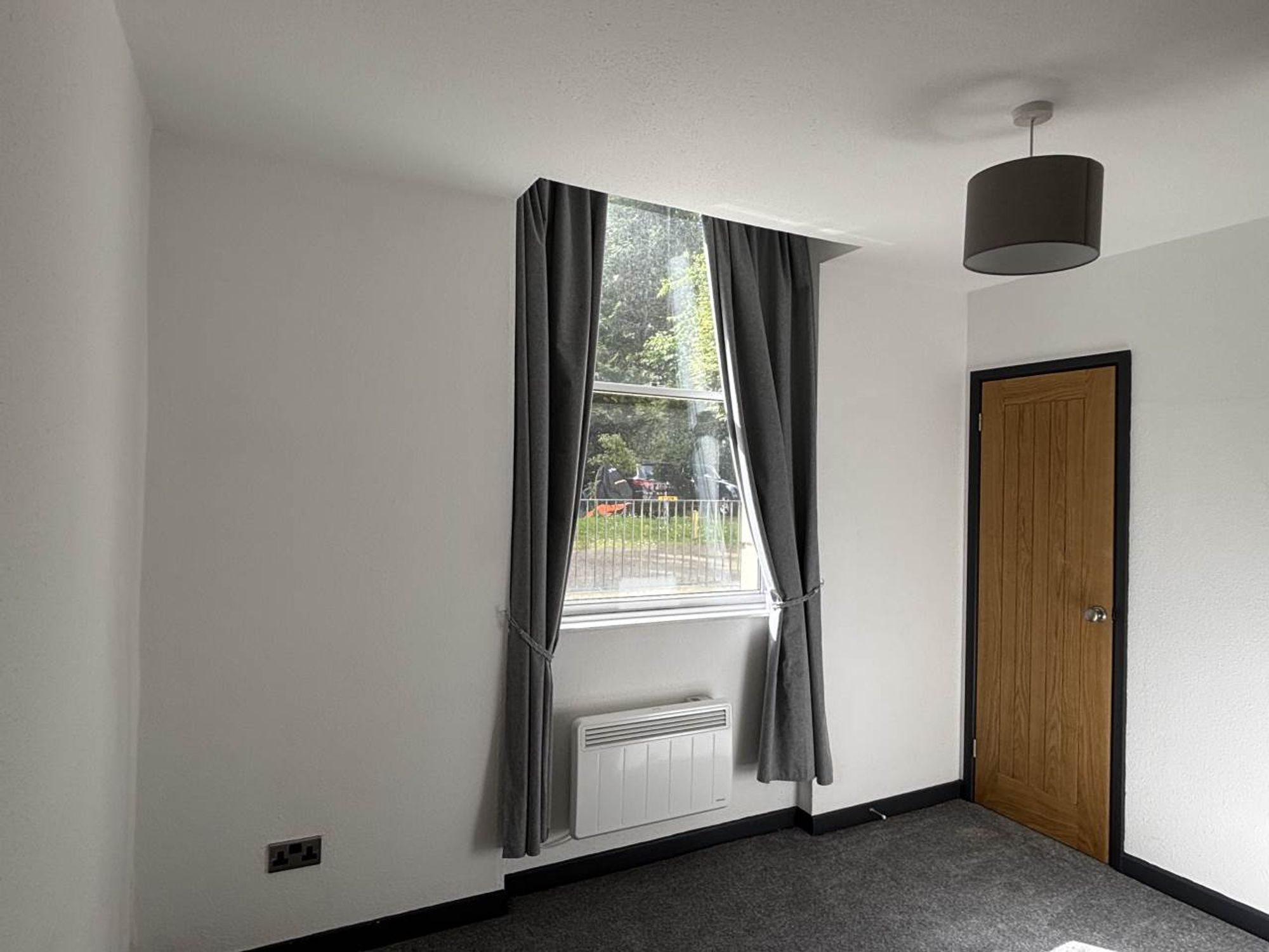 Flat Broadwater Down in Tunbridge Wells