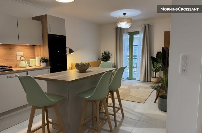 Flat Rue Gustave Deloye in Nice