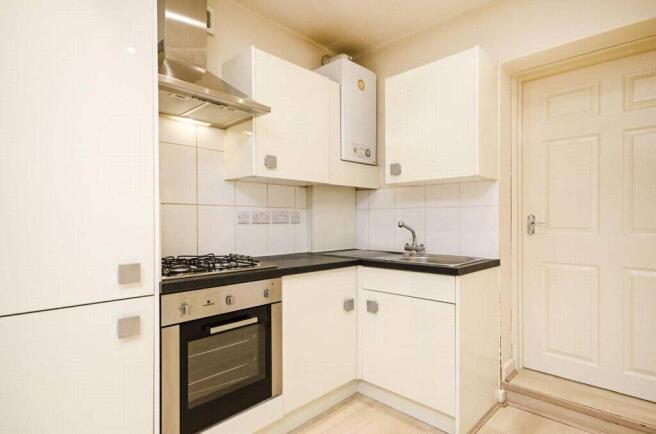 Flat Temple Fortune Lane in Greater London