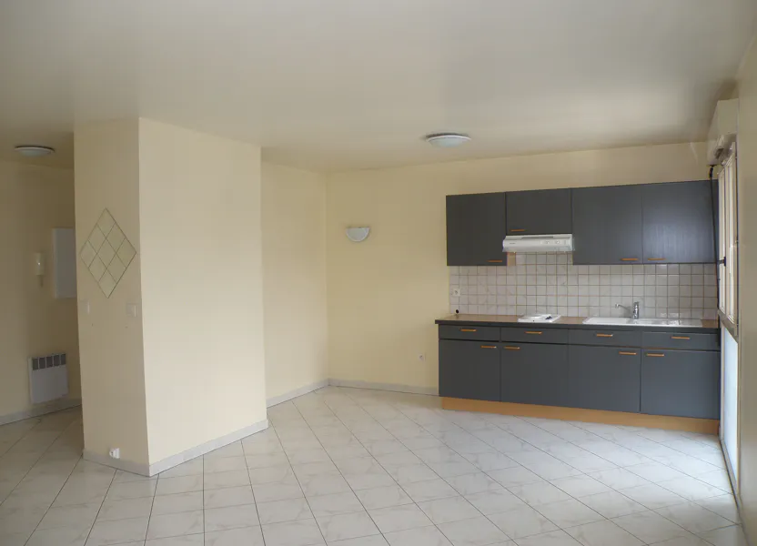 Flat Rue Pierre Weczerka in Champs-sur-Marne