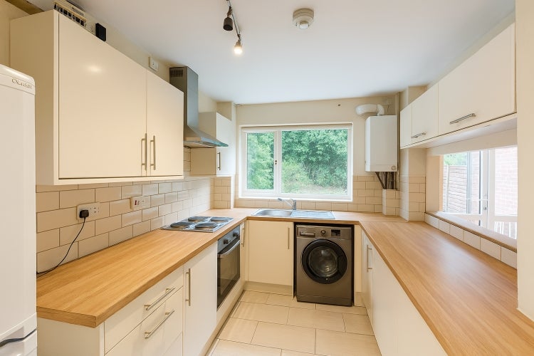 House Bentinck Road in Nottingham