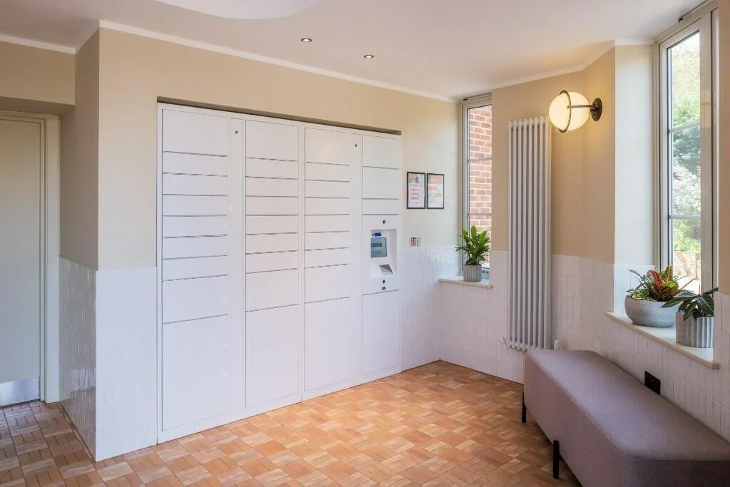 Flat Augustus Road in Greater London