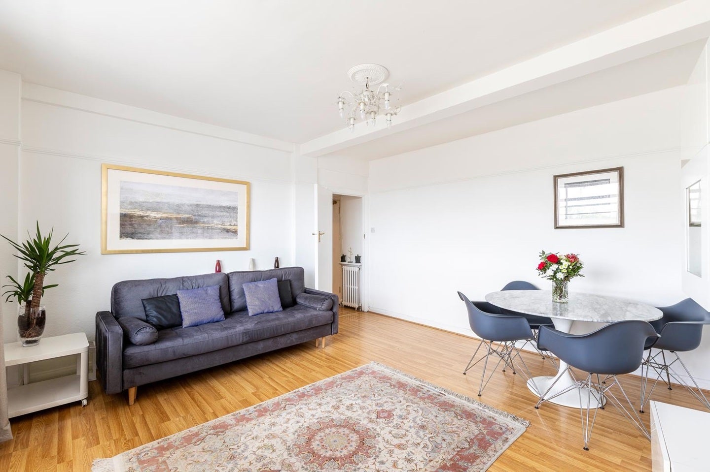Flat Edith Villas in Greater London