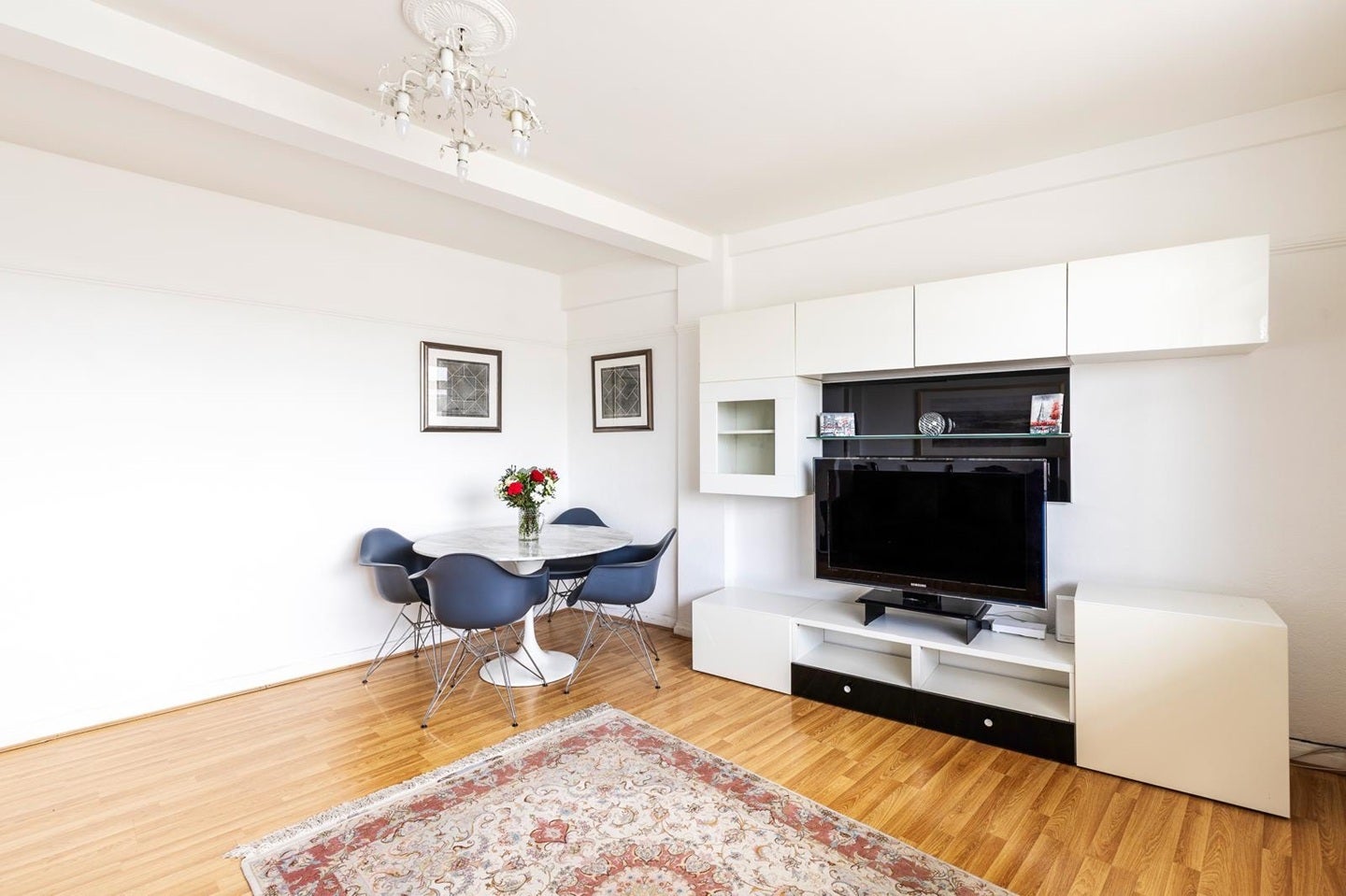 Flat Edith Villas in Greater London
