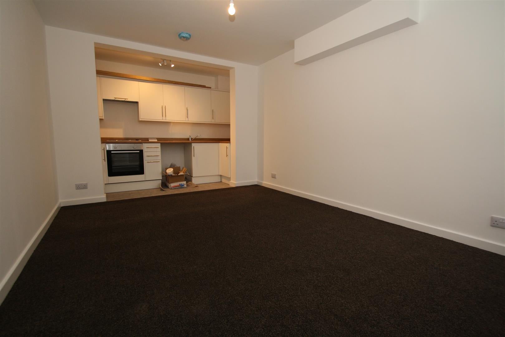 Flat London Road in Southend-on-Sea