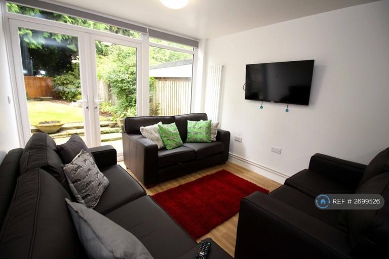 House Sparkford Close in Winchester
