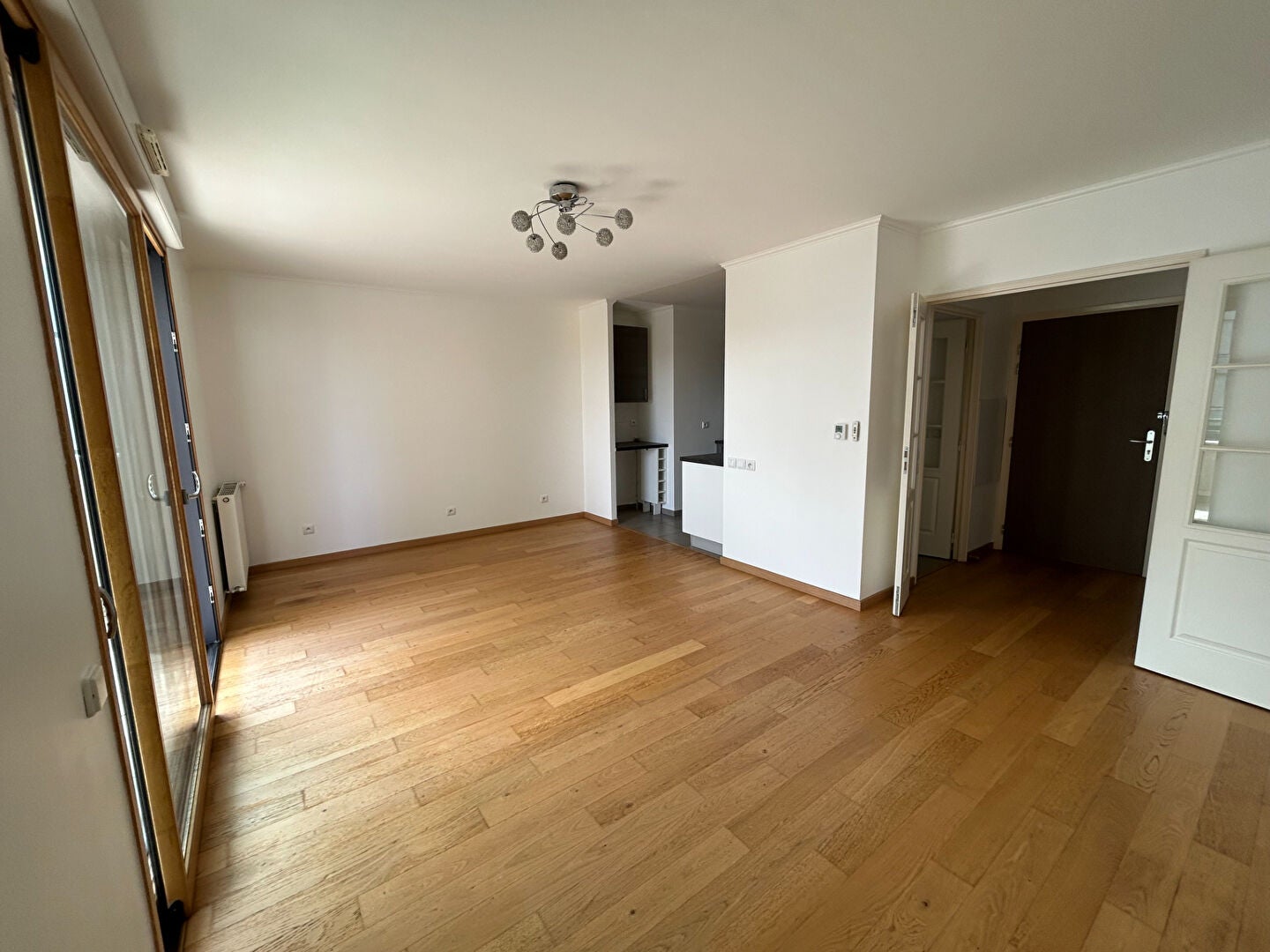 Flat Avenue des Frères Lumière in Bry-sur-Marne