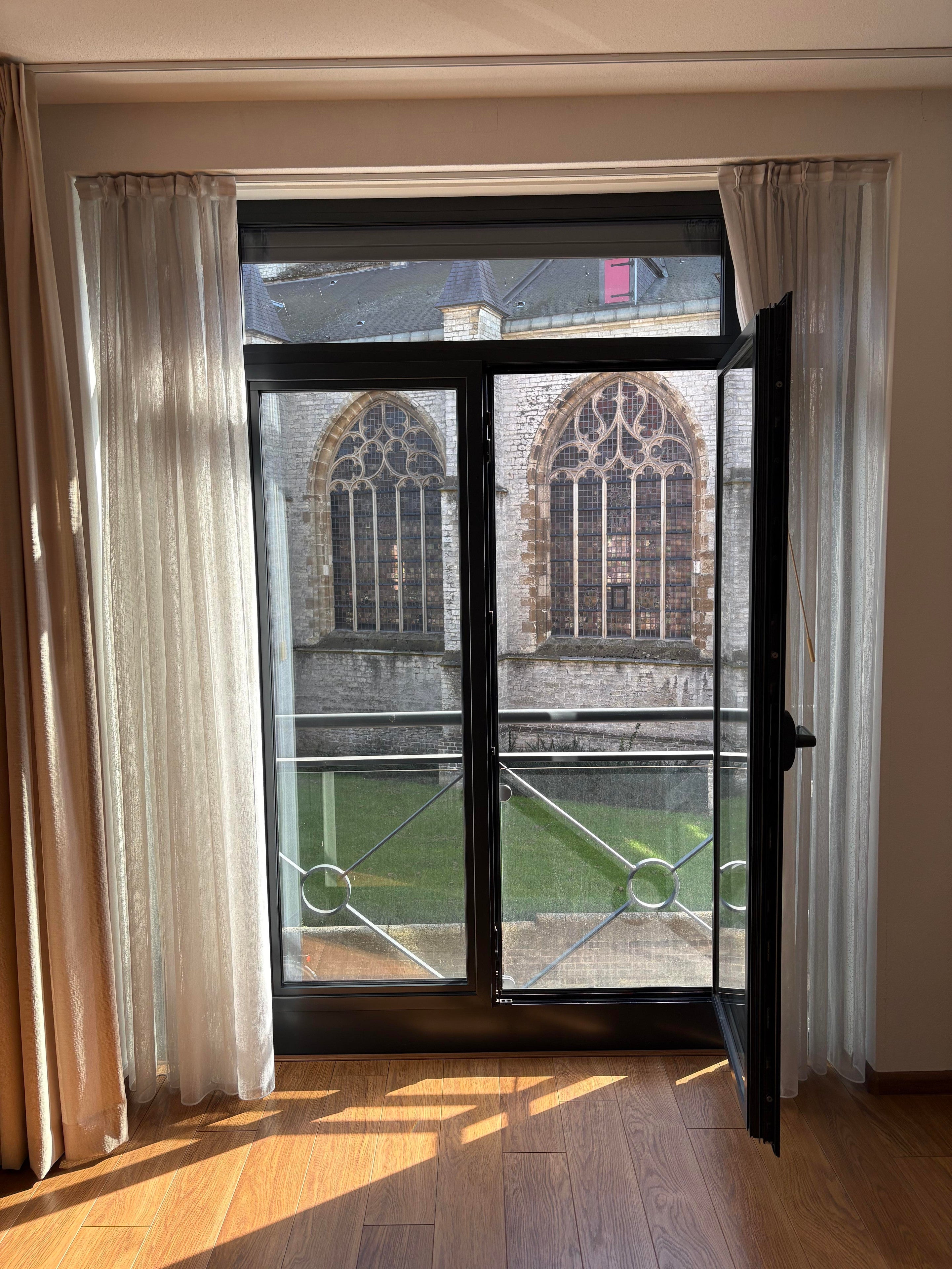 Appartement te huur: Basiliekstraatje, Hulst