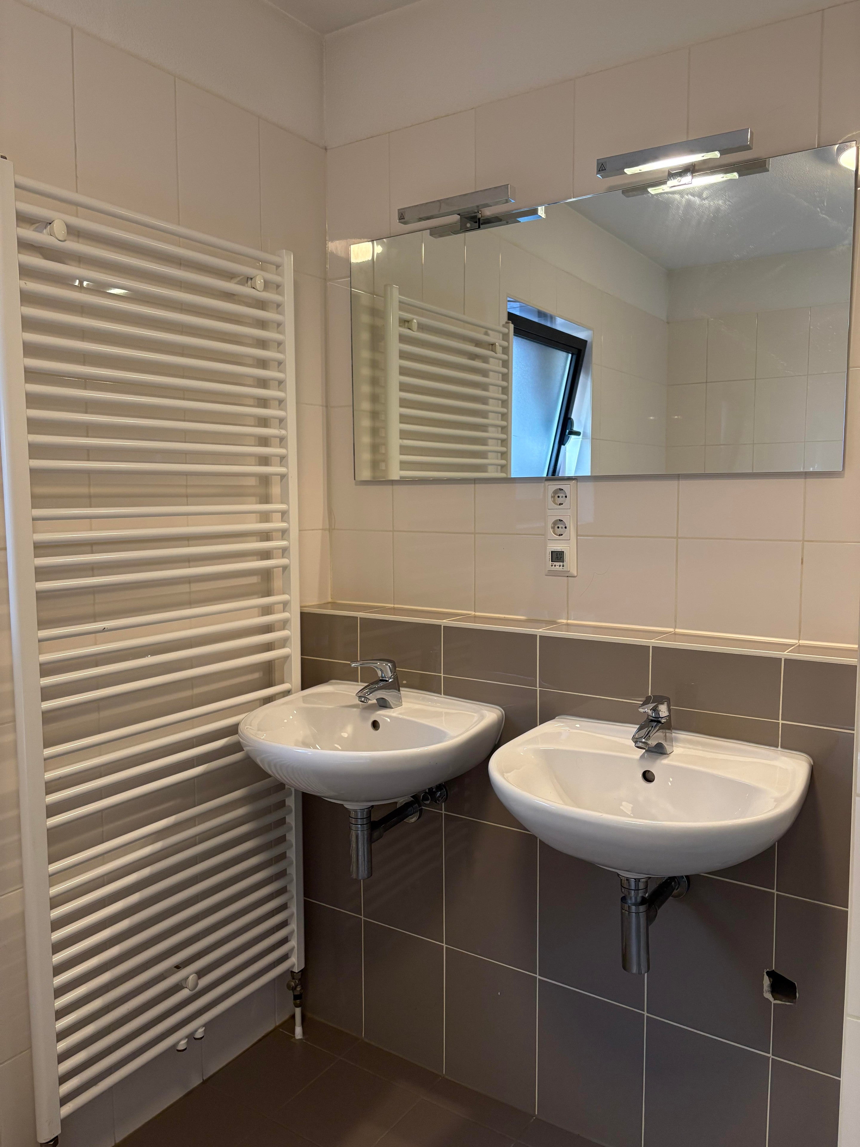 Appartement te huur: Basiliekstraatje, Hulst