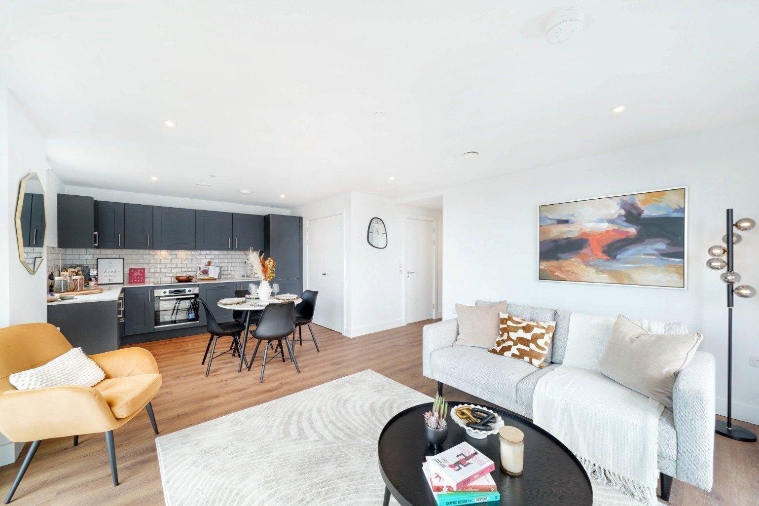 Flat Queen Street in Maidenhead