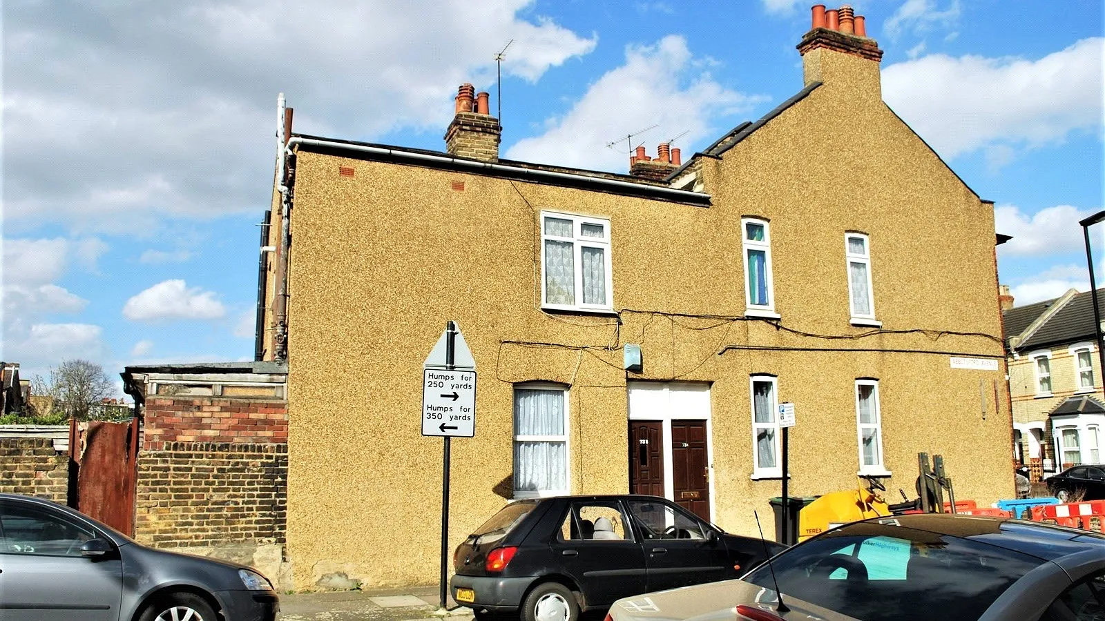 Flat La Rose Lane in Greater London