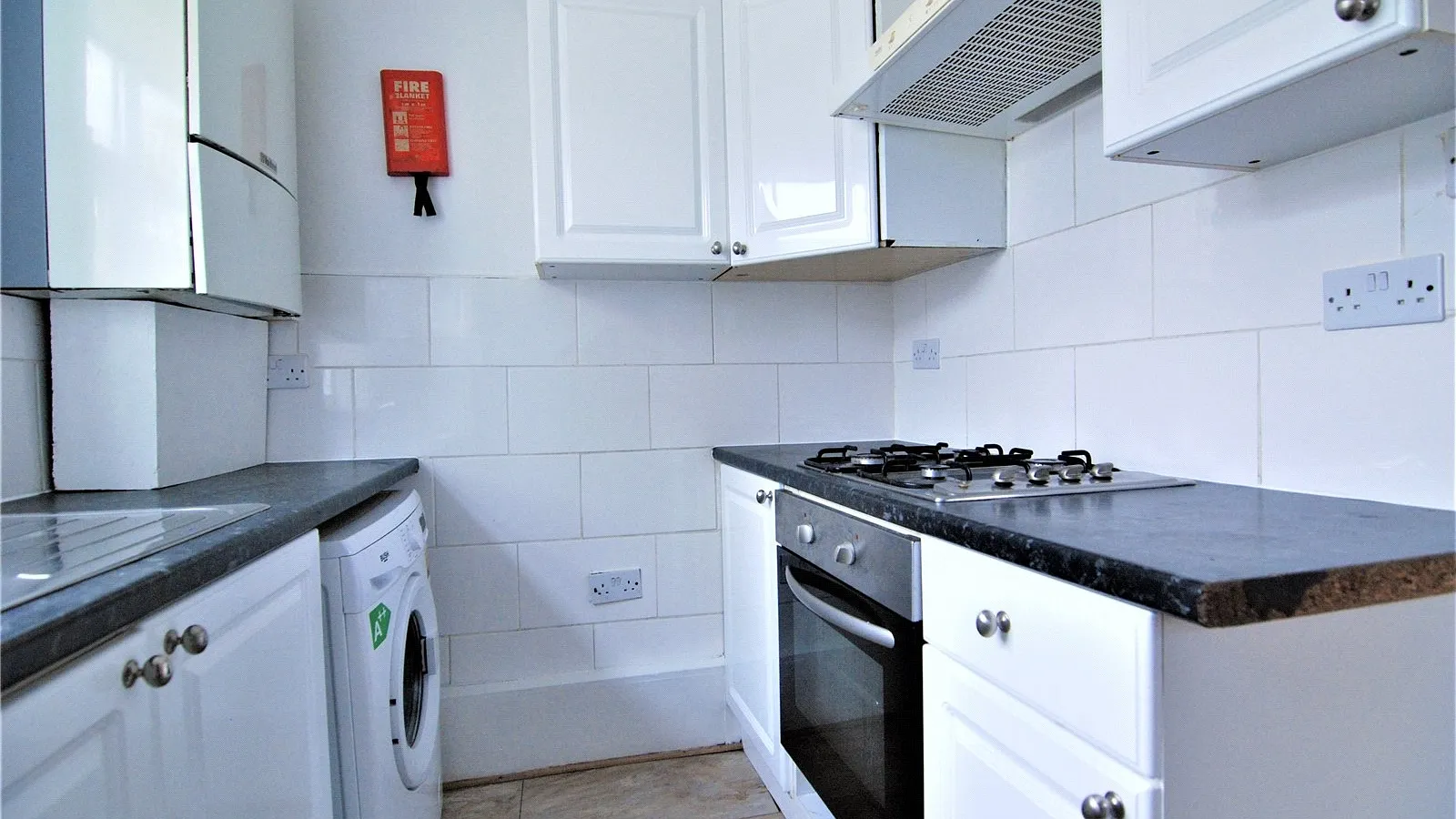 Flat La Rose Lane in Greater London