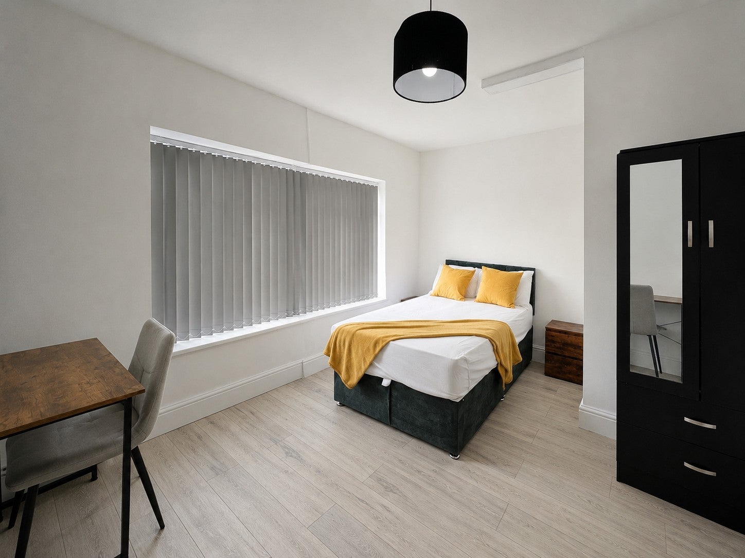 Room Woodchurch Lane in Oxton Village