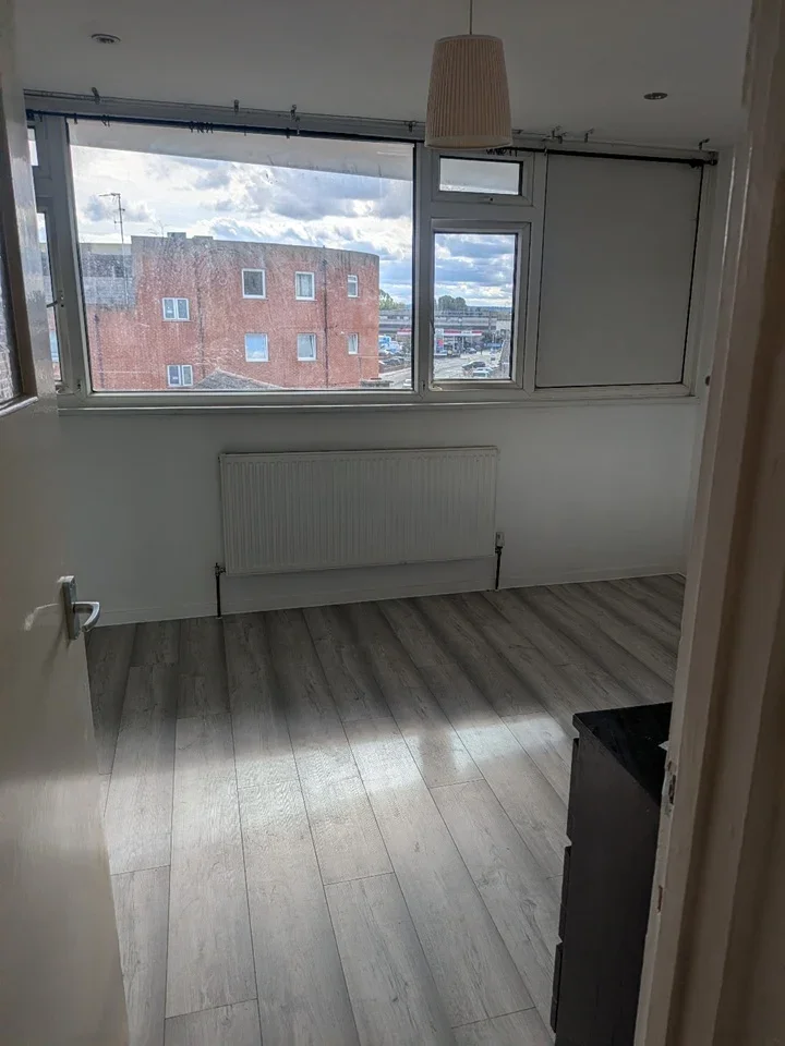 Flat Darvill's Lane in Slough