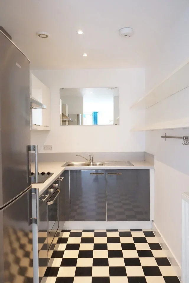 Flat Bath Buildings in Bristol