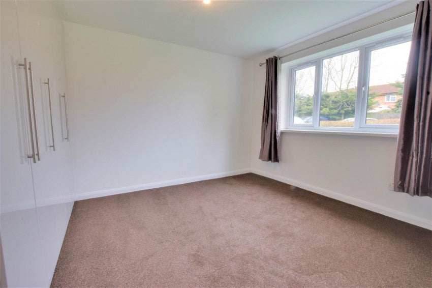 Flat Scammell Way in Watford
