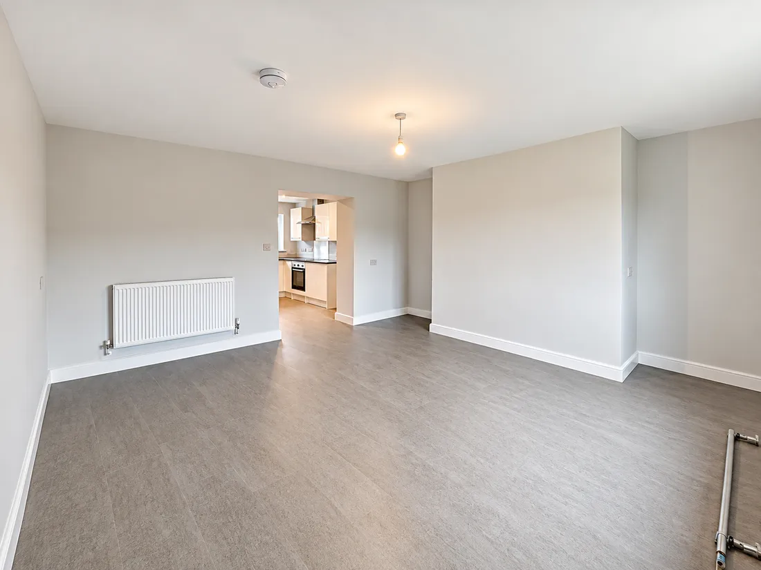 Flat Fitzroy Close in Monmouth