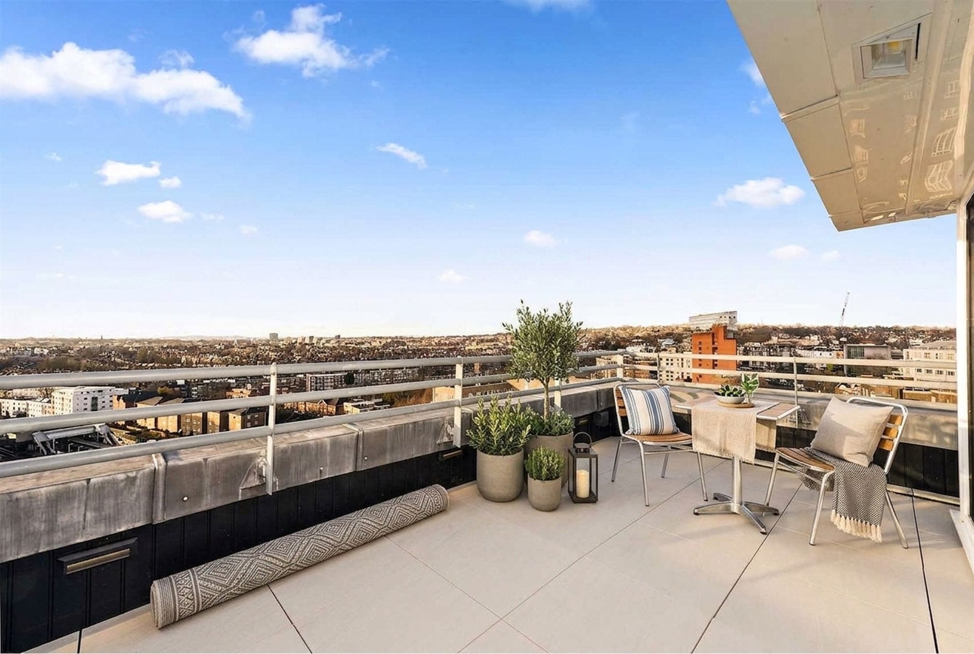 Flat Boydell Court in Greater London