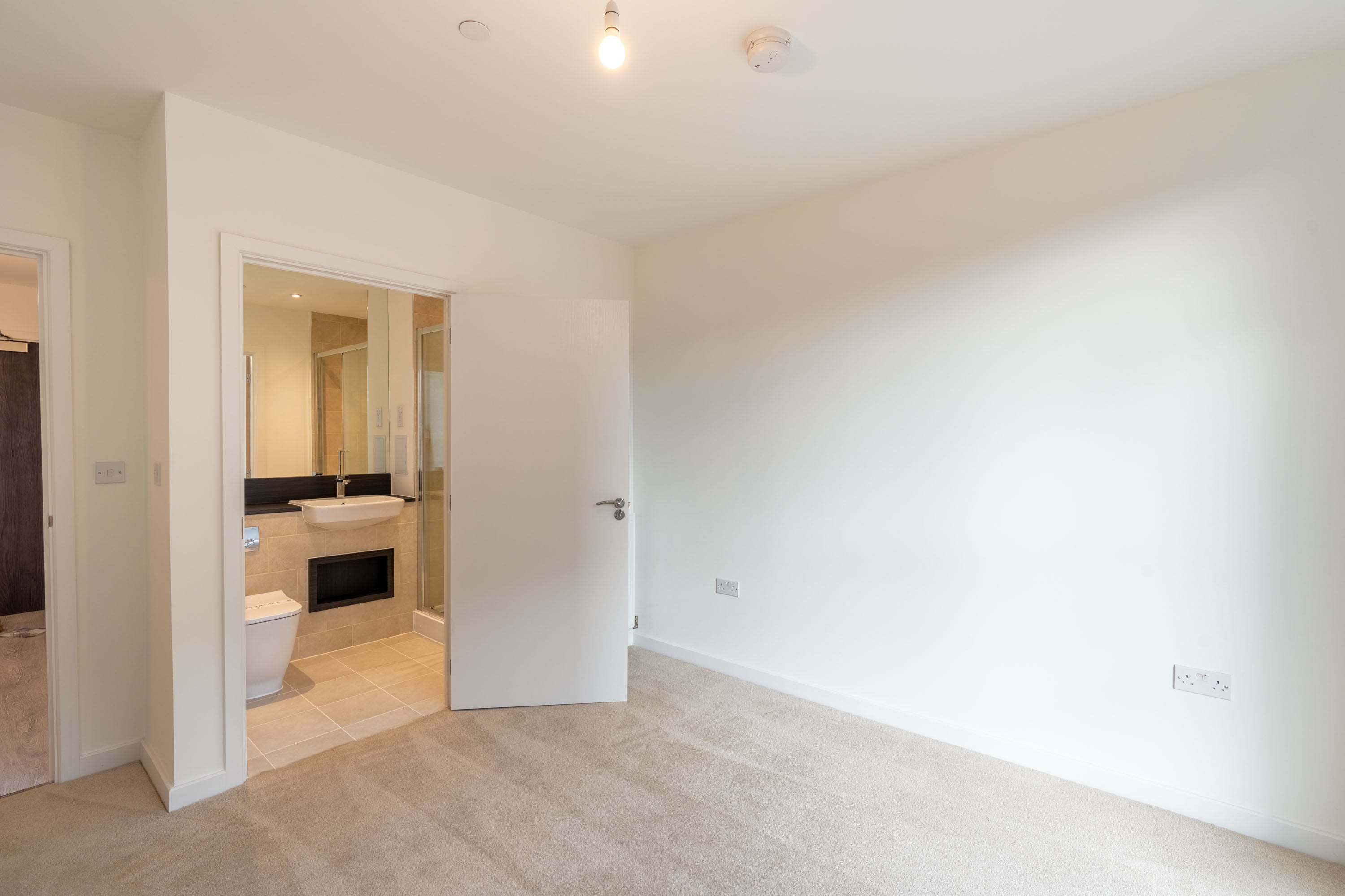 Flat Silverdale Road in Greater London