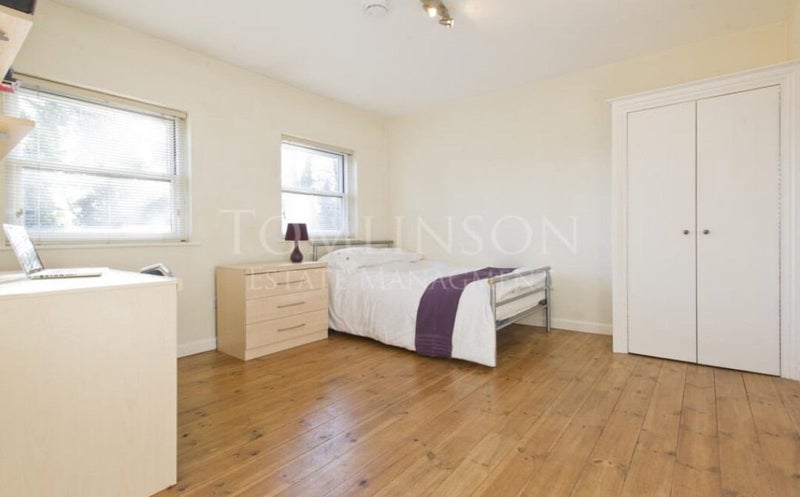 Room Woolpack Lane in Nottingham