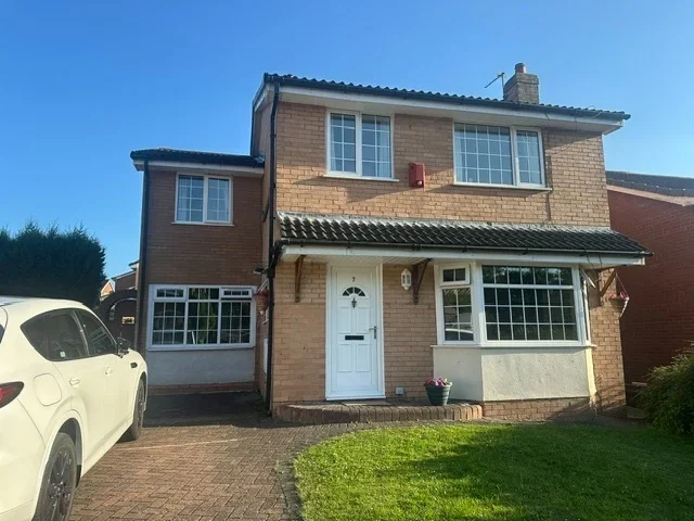 House Heartwood Close in Blackburn