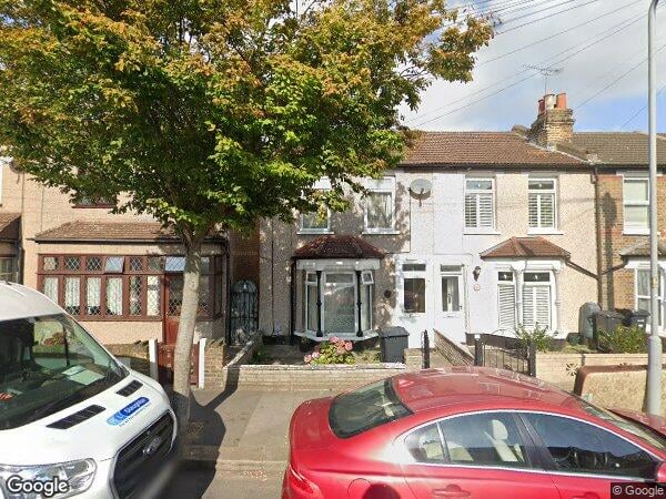 House Birkbeck Road in Greater London