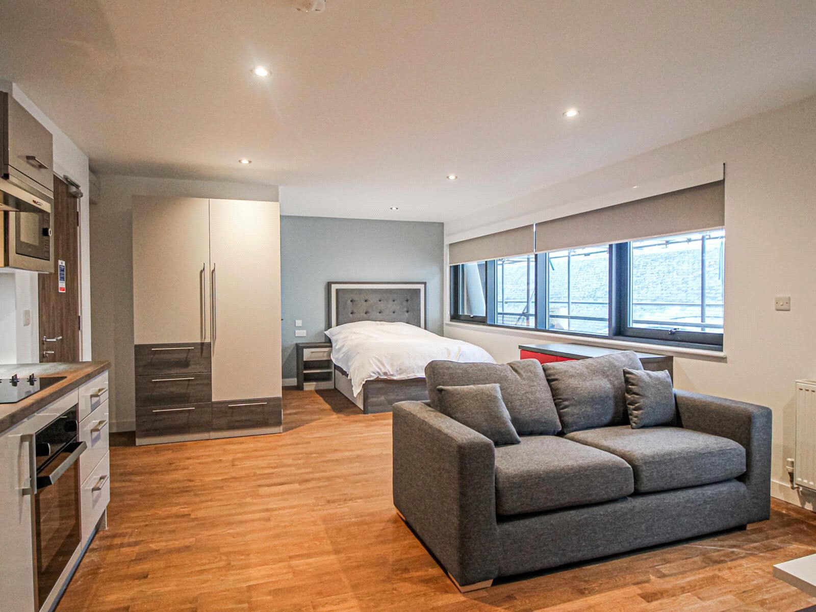 Flat Wade Lane in Leeds