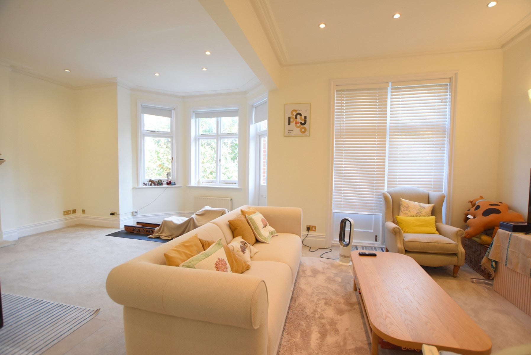 Flat Lauderdale Road in City of Westminster