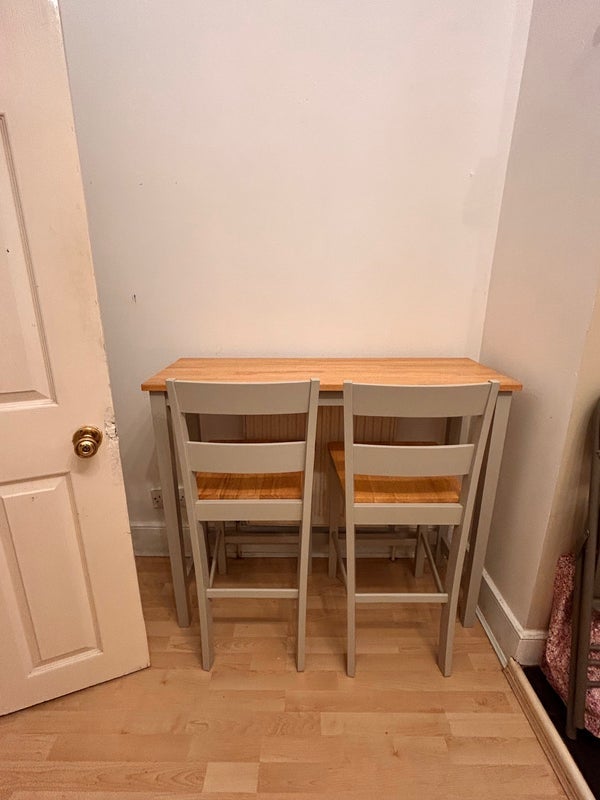 Room Greenside Road in Greater London