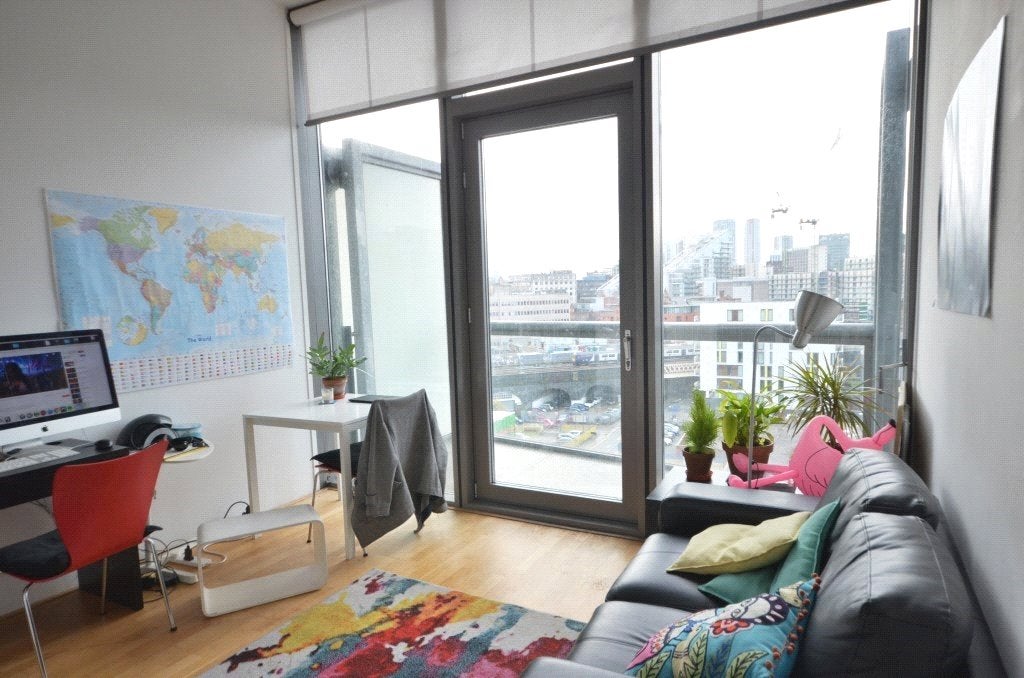 Flat Greengate in Salford