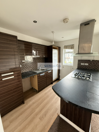 Flat Northborough Road in Greater London
