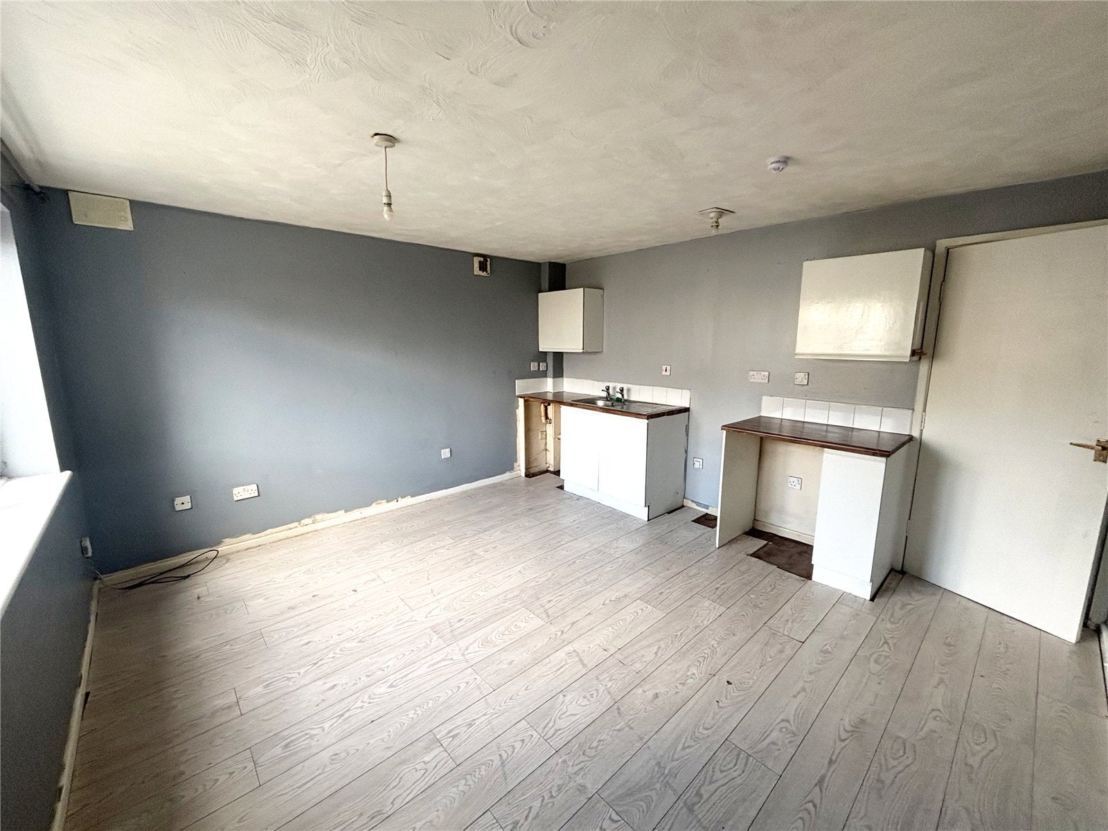 Flat Victoria Court in Cannock Chase