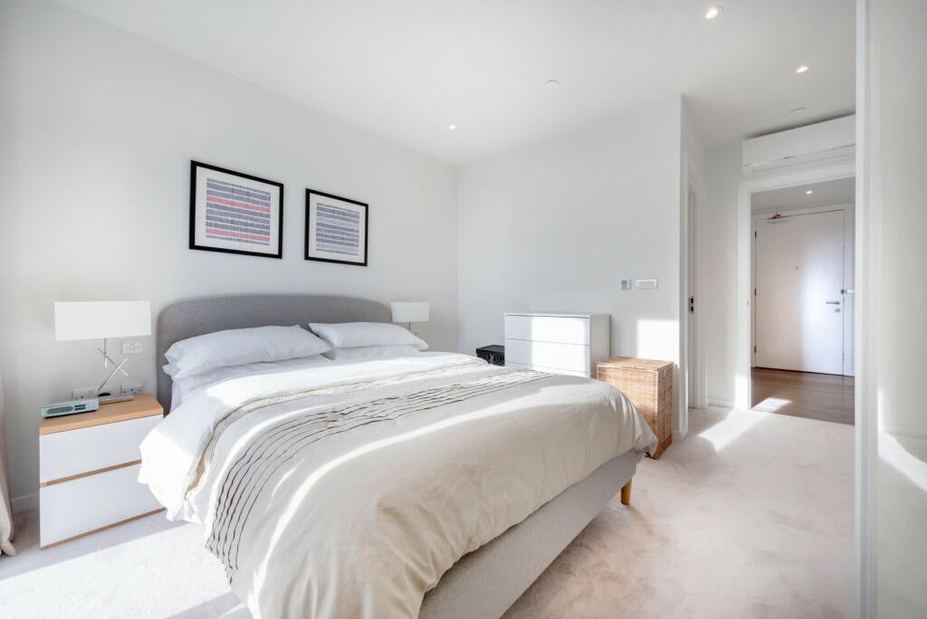 Flat St. Gabriel Walk in Greater London