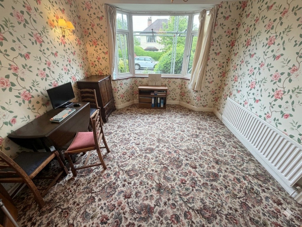 Room Ashlands Road in Stoke-on-Trent